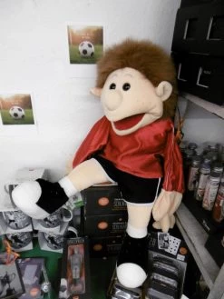 Living Puppets Handpuppe Fußballer 65cm -Kinderspielzeug Serien Geschäft 213 RW049 b 600x600